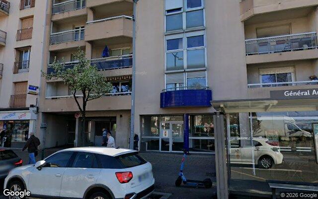 Façade : 109 avenue Paul Santy, Lyon