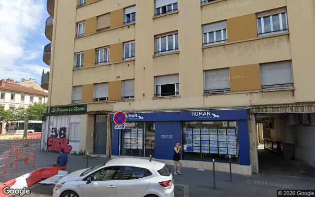 Façade : 172 rue Challemel Lacour, Lyon