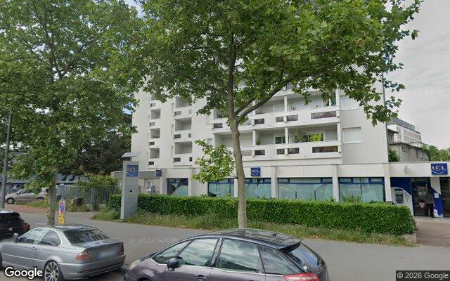 Façade : 1 avenue Jean Mermoz, Lyon