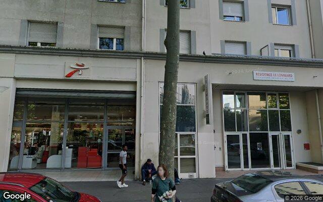 Façade : 124 cours Gambetta, Lyon
