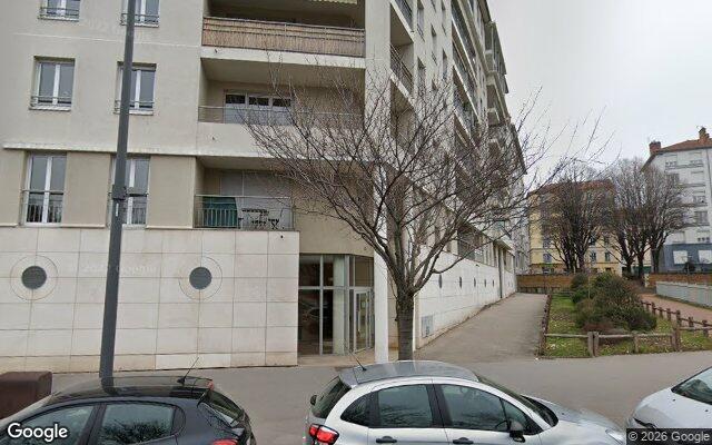 Façade : 32 rue Jeanne Hachette, Lyon