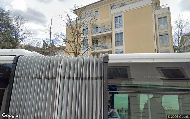 Façade : 49 rue Joliot Curie, Lyon