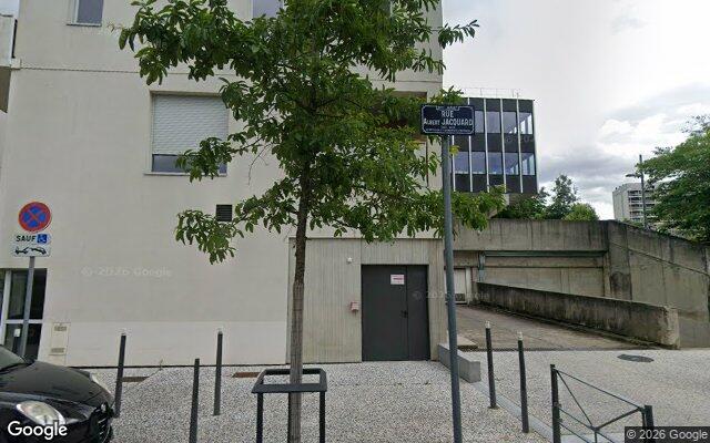 Façade : 20 avenue du Plateau, Lyon