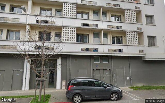 Façade : 355 rue Doyen Georges Chapas, Lyon